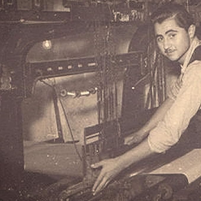 Turkish Bath Hamam Hammam Spa Exfoliator Peeling Glove Kese Mitt Exfoliating Gloves for face, body, arms, legs,feet (Grd 3 for your legs & arms sensitive skin (Mediu)