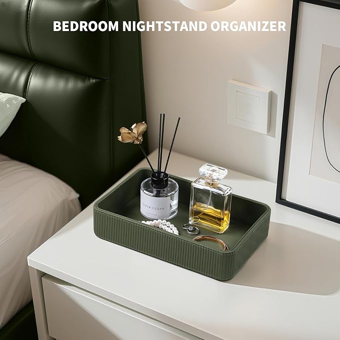 PU Leather Valet Tray Organizer, Modern Nightstand Organizer Bedside Desktop Storage for Womens and Men, Decorative Perfume Trinket Catchall Vanity Tray for Key Watch Wallet (Green)