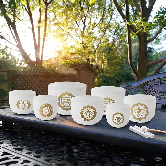 Ryan Dvan 432Hz 7-12 Inch 7 Gold Chakra Design Crystal Singing Bowl Set Frosted Quartz Crystal Sound Therapy Kit with Mallets 2 Cases O-Ring for Yoga Meditation Energy Balancing Reiki Healing