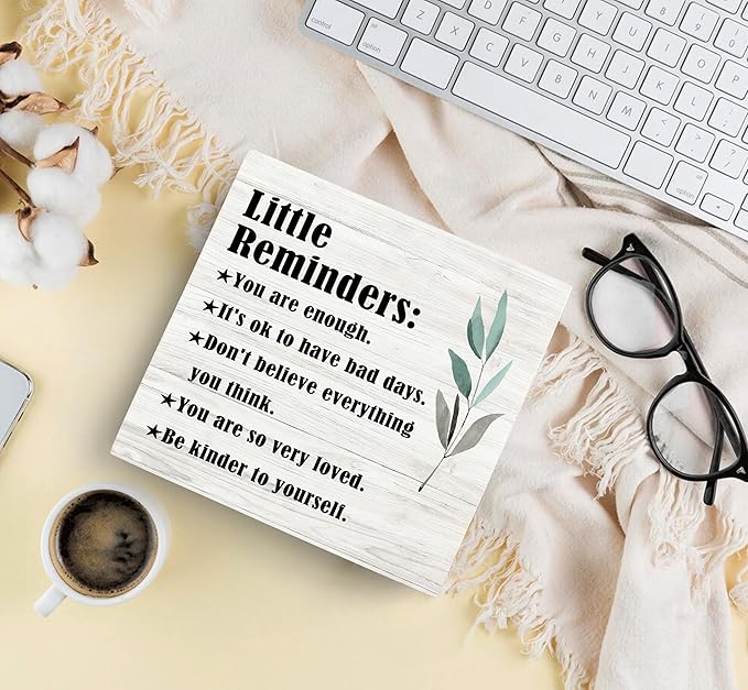 SRADMO Inspirational Little Reminders Wood Box Sign Desk Decor 8x8, Inspirational Desk Decor, College Motivational Positive Affirmation Gifts Box Sign For Office Home Dorm Tabletop Shelf Decoration